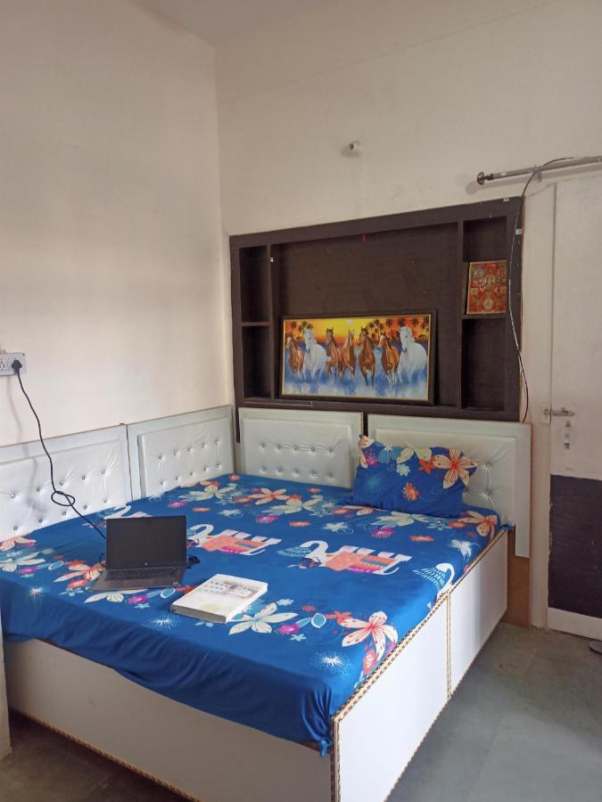 City Crown Guest House Sundarnagar Szoba fotó